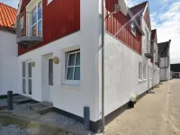 "Fenris" - 200m from the Sea