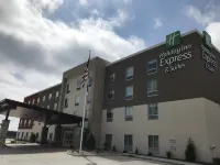 Holiday Inn Express & Suites Hannibal - Medical Center by IHG
