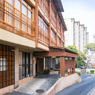 Izu Atagawa -Yubana Mankai -Adult Only-