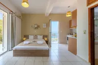 Faro Del Porto Hotel berhampiran KOSMETATOS RESIDENCE, ARGOSTOLI