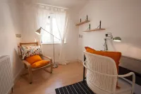 Tooting Rooms by DC London Rooms Hotel di Mitcham
