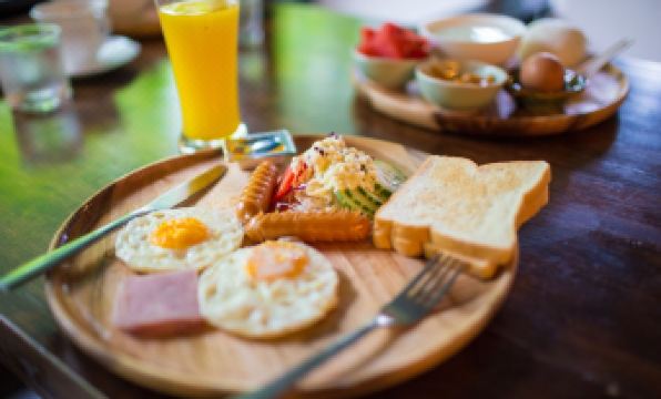Sannot Riverside Boutique Hotel - Housity