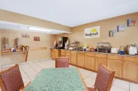Days Inn by Wyndham El Paso I-10 East - Airport Shuttle