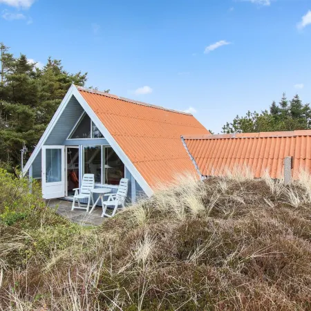 "Algonda" - 500m from the Sea