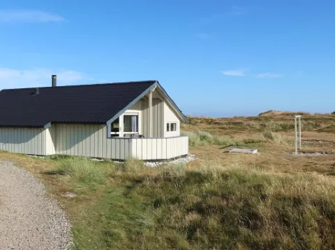 "Stian" - 200m from the Sea