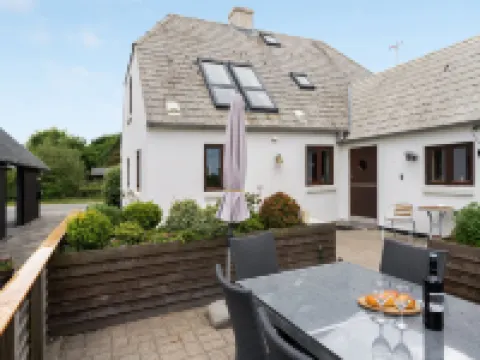 "Eivi" - 150m from the Sea