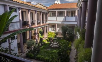 Hotel Independencia - Housity
