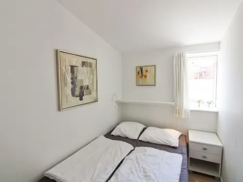 "Thyrne" - 500m from the Sea