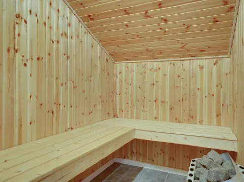 "Thorketil" - 1.1km from the Sea