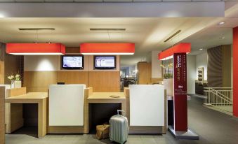 3. Ibis Hot..
