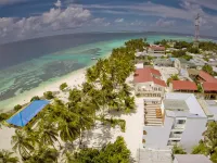 Crystal Sands Hotels in Маафуши