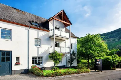Weingut & Gästehaus Christoph Clüsserath Hotels in Hermeskeil