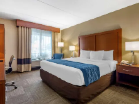 Comfort Inn Edgewater on Hudson River Hotels in Edgewater