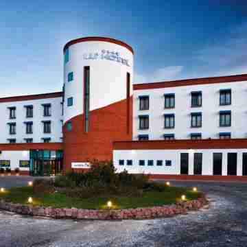 Lu' Hotel Carbonia Hotel Exterior