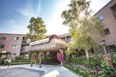 Sophie Station Suites Hotels near Pioneer Park