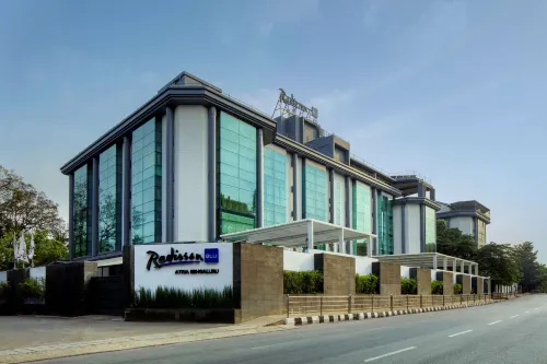 Radisson Blu Atria Bengaluru - С тренажерным залом