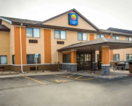 Comfort Inn Morris I-80