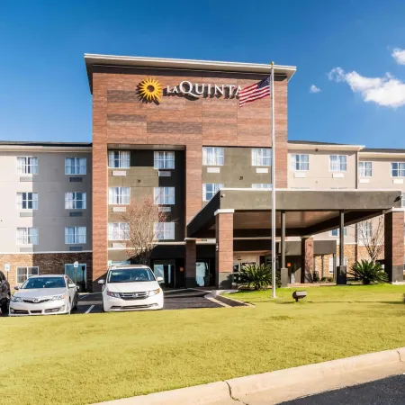 La Quinta Inn & Suites by Wyndham Montgomery