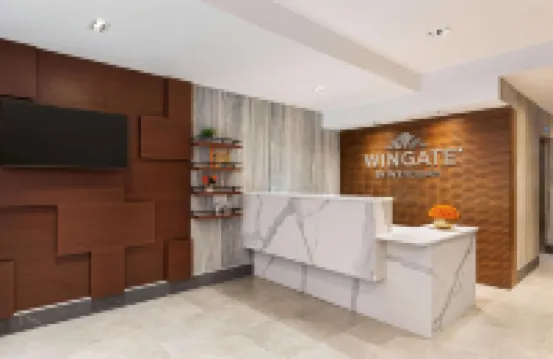 Wingate by Wyndham New York Midtown South/5th Ave - 2-Star