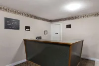 Travelodge by Wyndham Great Barrington Berkshires - Motels