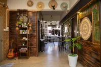 Escape Backpackers KK