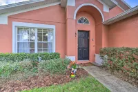10 Mi to Disney + Heated Pool: Florida Abode! - مسبح