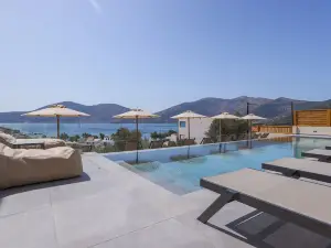 Elivia Boutique Suites