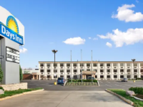 Days Inn by Wyndham Columbus Airport Hotels in Columbus