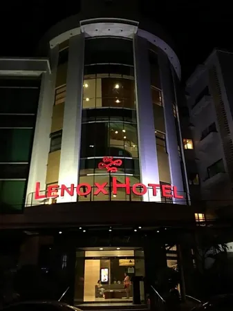 Lenox Hotel