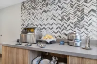 Best Western Lake Oswego Hotel  Suites Hotels in Clackamas County