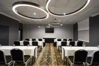Holiday Inn & Suites MADISON WEST - MIDDLETON by IHG