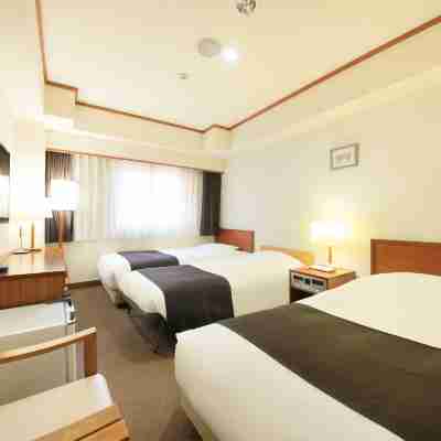 Maple Inn Makuhari Rooms