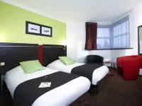 Four Points by Sheraton Reims Cathédrale Hotels near La Mine