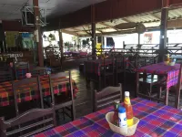 Dalom Guesthouse Hotels in Thakho