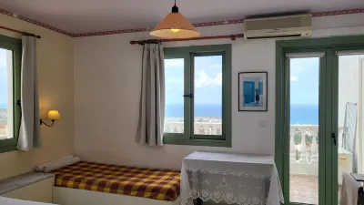Studio Quiet and Peaceful and Very Relaxing with Kitchen, Shared Pool and AC  호텔