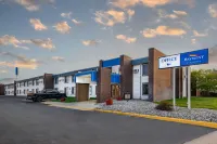 Baymont by Wyndham Gillette - Wifi