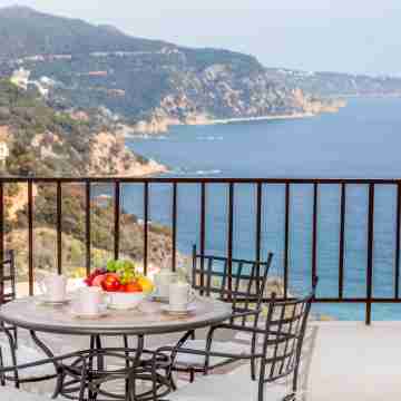 Sky Bleu Salions Others