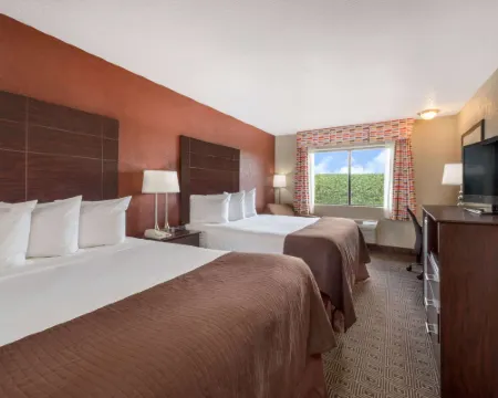 Baymont by Wyndham Midland Airport Hotels in Midland