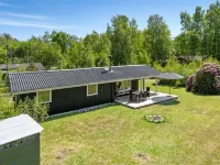 "Aldina" - 1.6km from the Sea Hoteles cerca de Skoven (tanghus)