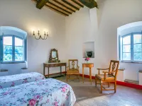 Torre 4 Hotels in Sovicille