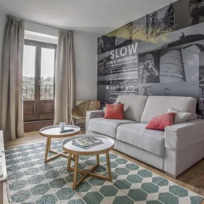 Slow Suites Luchana Отели рядом с достопримечательностью «Улица Серрано»