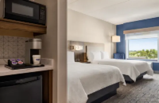 Holiday Inn Express STRATHROY by IHG