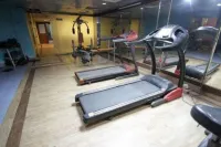 The Nishat Hotel - Gym