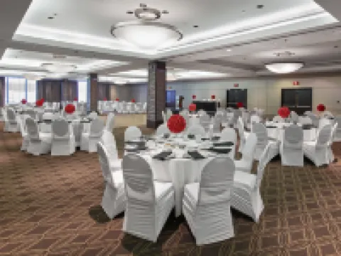 埃德蒙頓中心德爾塔套房酒店 埃德蒙頓酒店