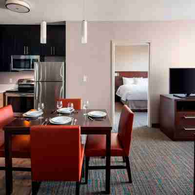 Residence Inn by Marriott Boston Watertown Rooms