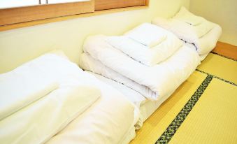 Hiroshima Hostel EN