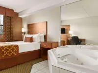 Travelodge by Wyndham Windsor Hotels in Windsor