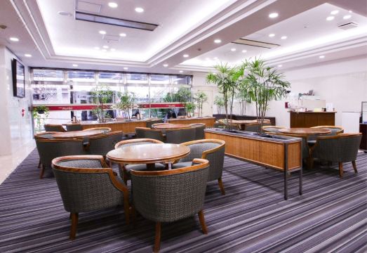 호텔 뉴 이타야의 실용적인 객실 내부