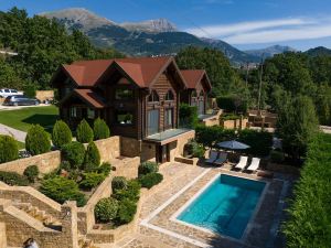 Evritos Villas & Suites with Pool