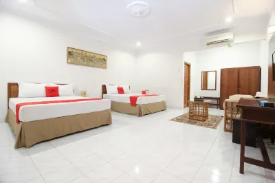 RedDoorz Plus Near Alun Alun Selatan 2 Hotels in Mantrijeron